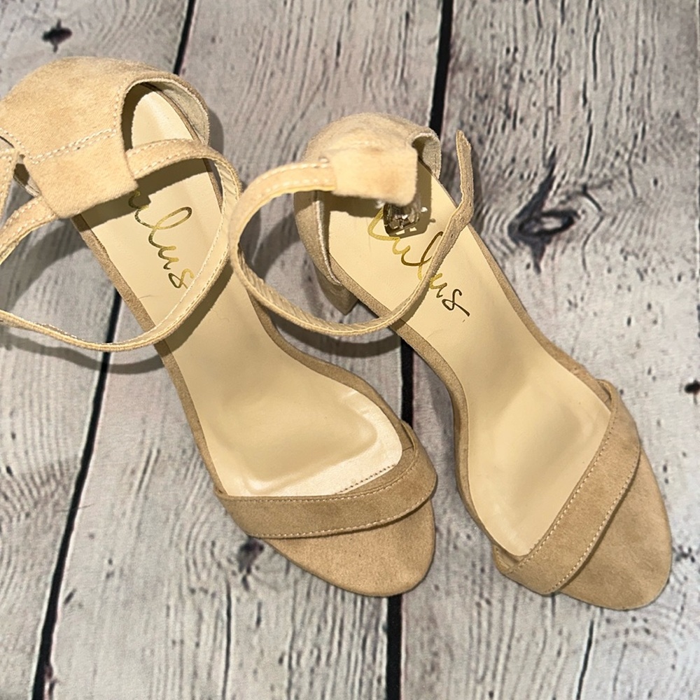 Lulus Faux Suede Ankle Strapped 8.5 Sandals
